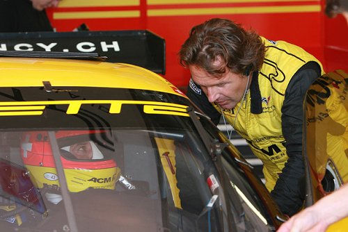 Mike Hezemans vijfde in Italiaanse ‘nightrace’
